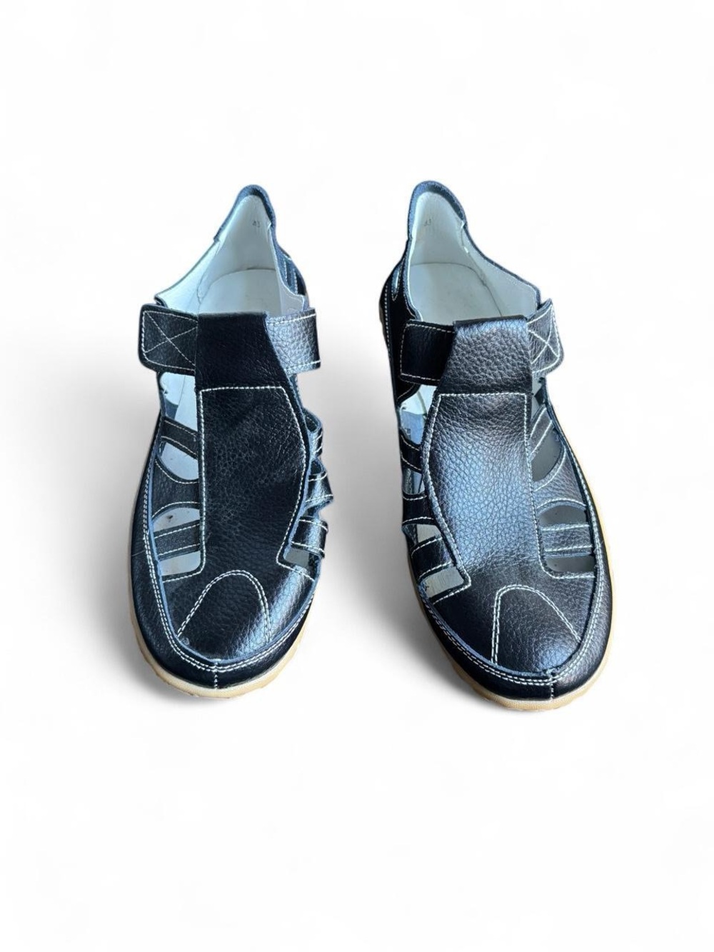 ✨Black leather sandals with white stitching and cut-out design✨